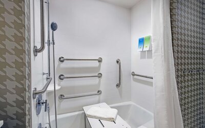Home2 Suites by Hilton Milwaukee Downtown