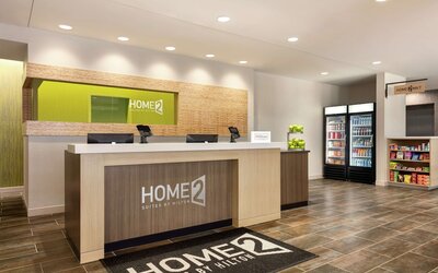 Home2 Suites By Hilton Milwaukee West