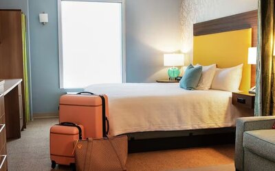 Home2 Suites By Hilton Milwaukee West
