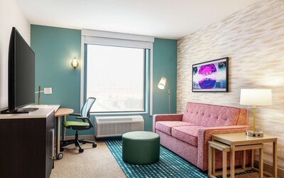 Home2 Suites By Hilton Milwaukee West