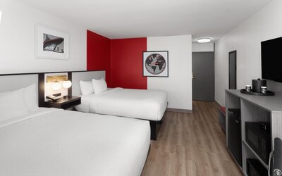 Ramada by Wyndham Milwaukee