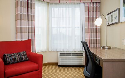 Country Inn & Suites by Radisson, Milwaukee West (Brookfield), WI