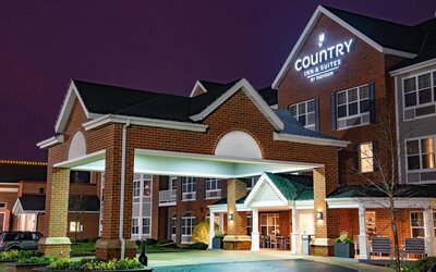 Country Inn & Suites by Radisson, Milwaukee West (Brookfield), WI