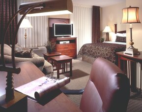 Staybridge Suites Milwaukee Airport South by IHG