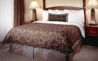 Staybridge Suites Milwaukee Airport South by IHG