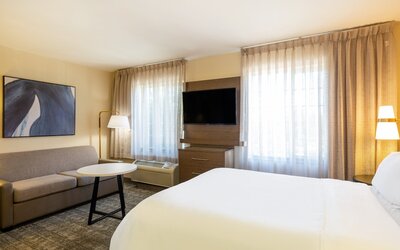 Staybridge Suites Milwaukee Airport South by IHG