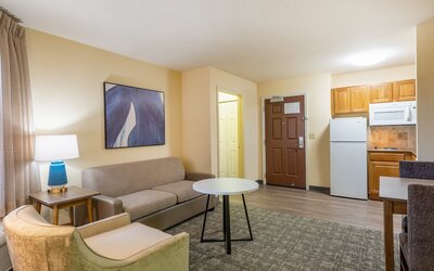 Staybridge Suites Milwaukee Airport South by IHG