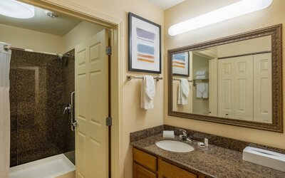 Staybridge Suites Milwaukee Airport South by IHG