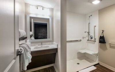 TownePlace Suites by Marriott Milwaukee Oak Creek