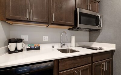 Homewood Suites by Hilton Oak Creek Milwaukee