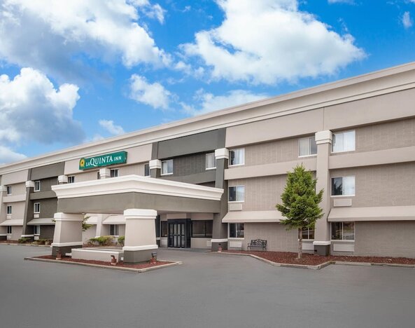 La Quinta Inn by Wyndham Milwaukee Airport / Oak Creek