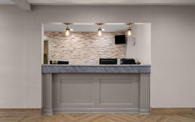 La Quinta Inn by Wyndham Milwaukee Airport / Oak Creek