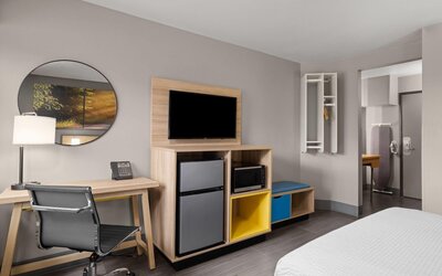 La Quinta Inn by Wyndham Milwaukee Airport / Oak Creek