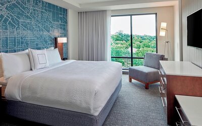 Courtyard by Marriott Minneapolis West