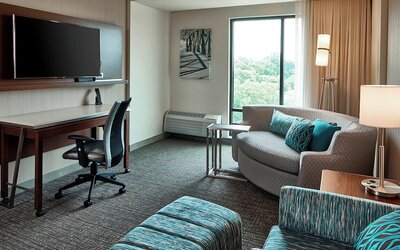 Courtyard by Marriott Minneapolis West