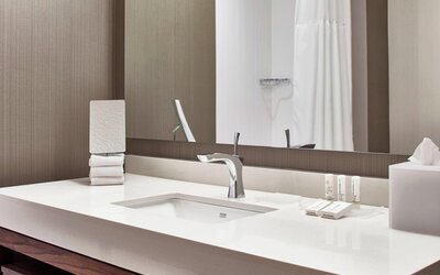 Courtyard by Marriott Minneapolis West