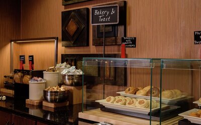 Embassy Suites by Hilton Minneapolis North