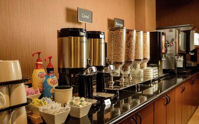 Embassy Suites by Hilton Minneapolis North