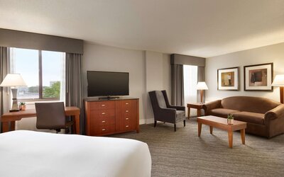 DoubleTree by Hilton Minneapolis - Park Place