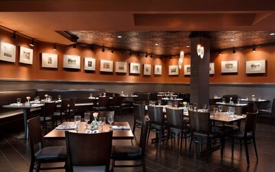 DoubleTree by Hilton Minneapolis - Park Place