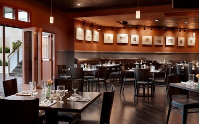 DoubleTree by Hilton Minneapolis - Park Place