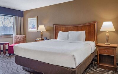 La Quinta Inn & Suites by Wyndham Minneapolis-Minnetonka