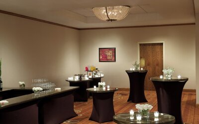 Sheraton Minneapolis West Hotel