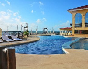 All Ritmo Cancún & Waterpark