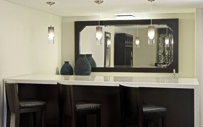 Sheraton Minneapolis West Hotel