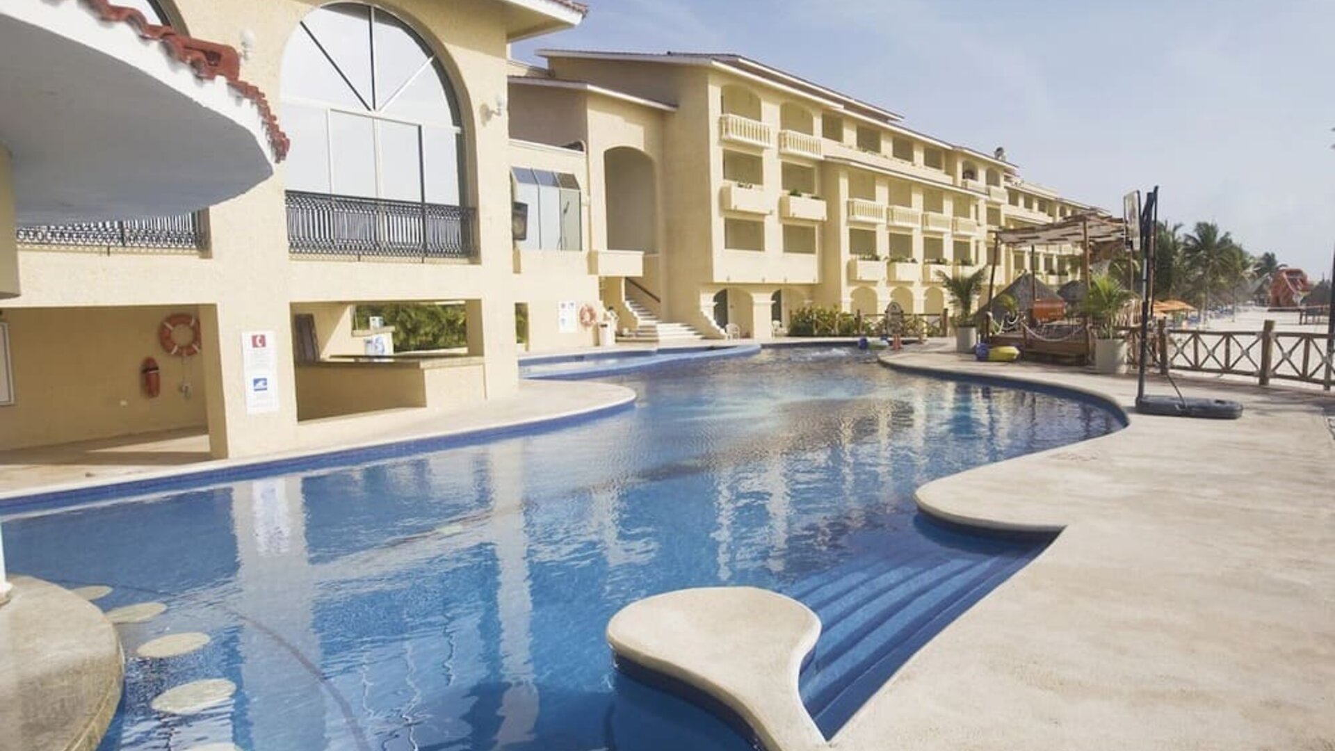 All Ritmo Cancún & Waterpark