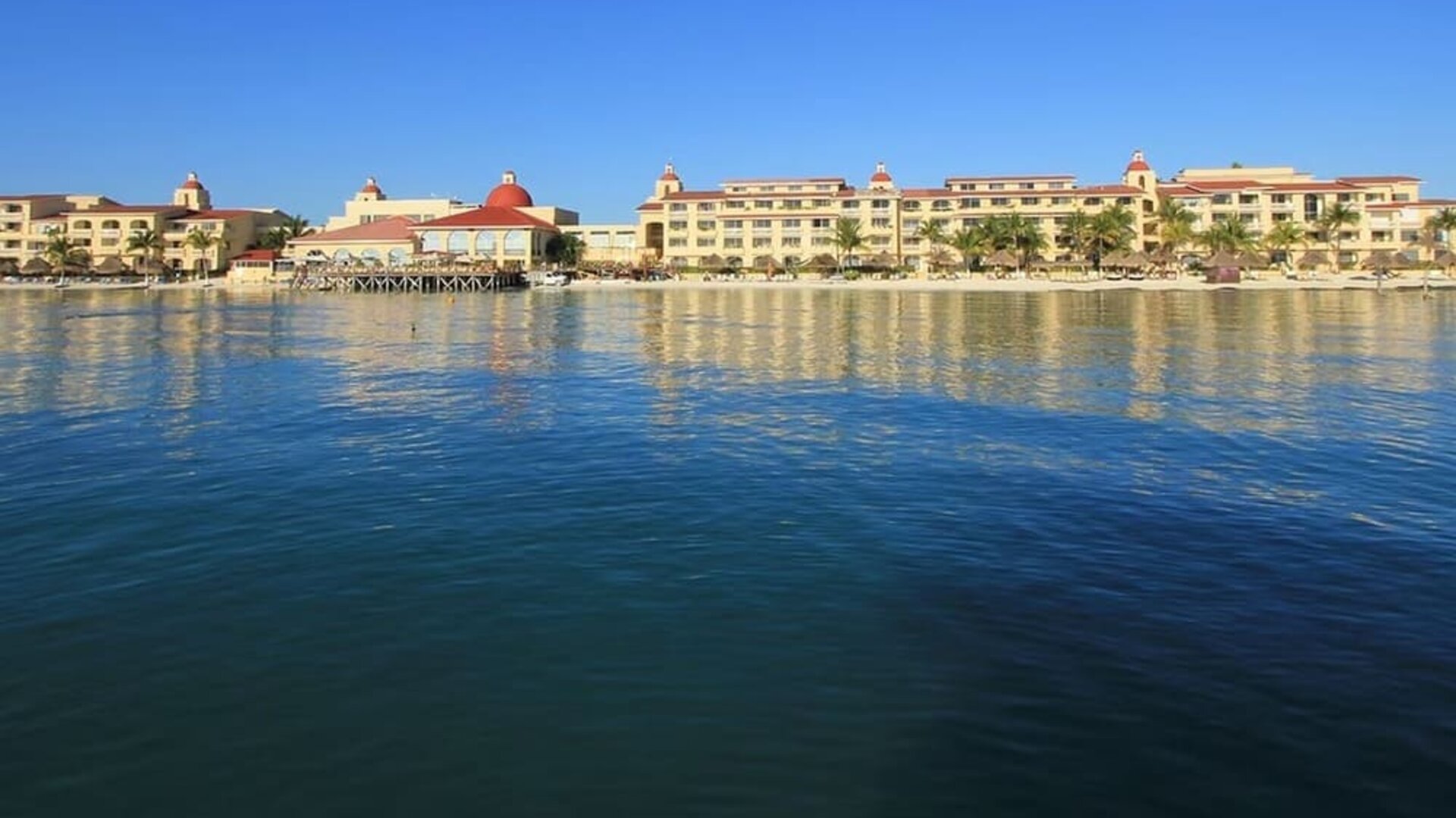 All Ritmo Cancún & Waterpark