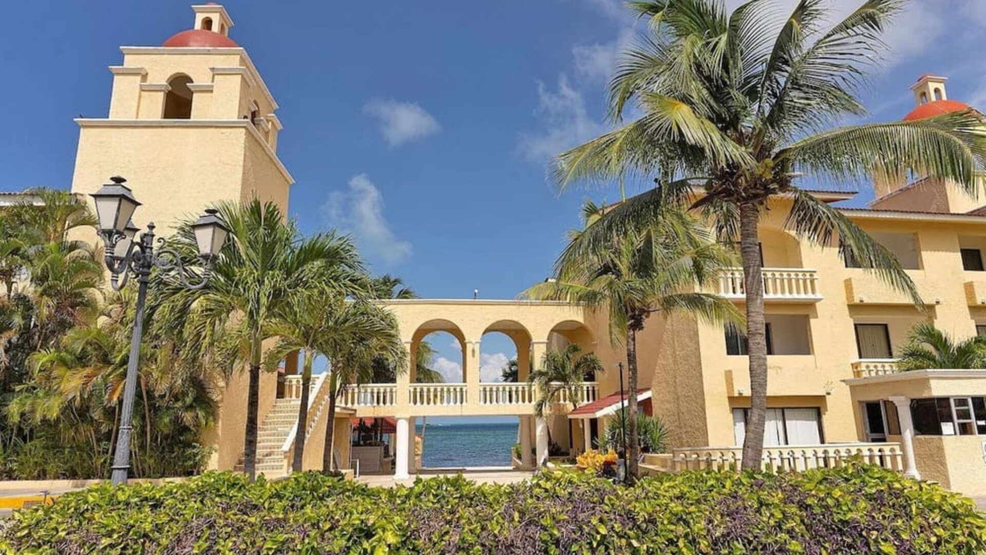 All Ritmo Cancún & Waterpark