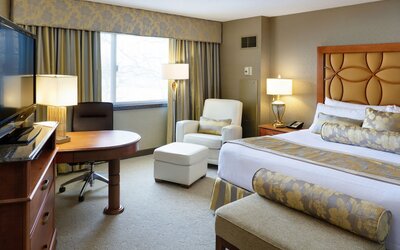 Crowne Plaza Minneapolis West by IHG