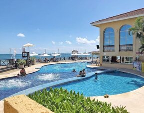 All Ritmo Cancún & Waterpark