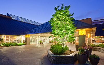Crowne Plaza Minneapolis West by IHG