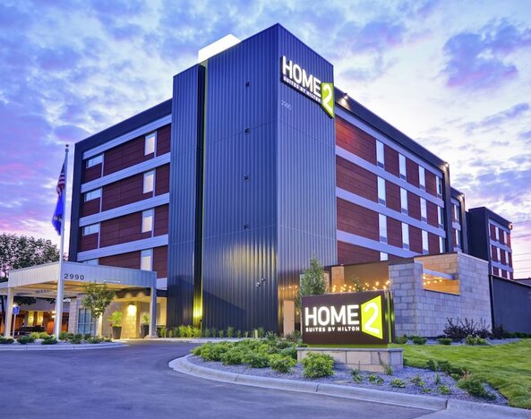 Home2 Suites by Hilton Plymouth, MN