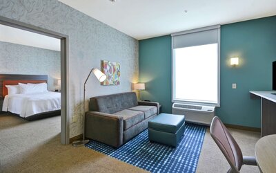 Home2 Suites by Hilton Plymouth, MN