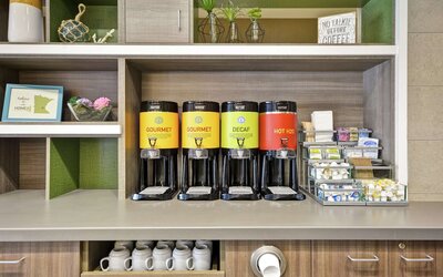 Home2 Suites by Hilton Plymouth, MN