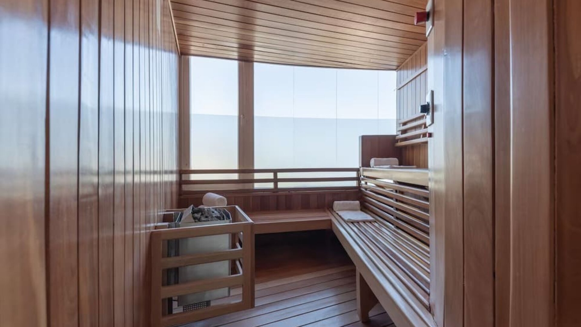 Sauna and spa at Grand Miramar All Luxury Suites & Residences.