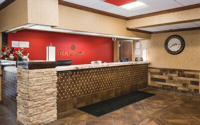 Ramada Hotel & Conference Center by Wyndham Plymouth