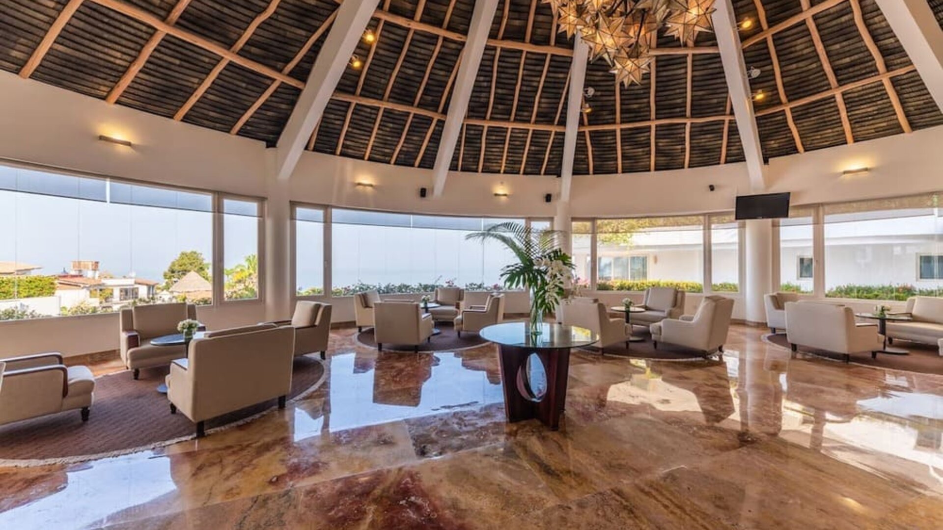 Lobby and lounge at Grand Miramar All Luxury Suites & Residences.