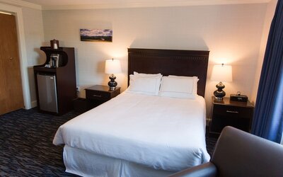 Capitol Plaza Hotel Montpelier Tapestry Collection by Hilton