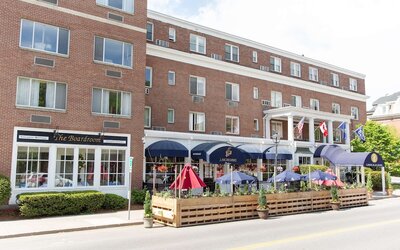 Capitol Plaza Hotel Montpelier Tapestry Collection by Hilton