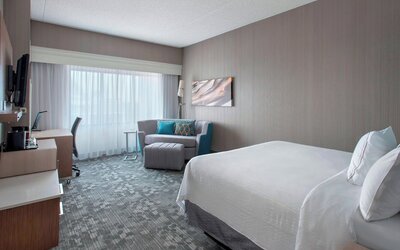Courtyard by Marriott Newark Elizabeth