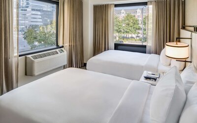 DoubleTree by Hilton Hotel & Suites Jersey City