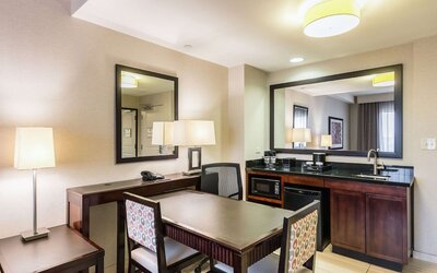 Embassy Suites Newark Airport