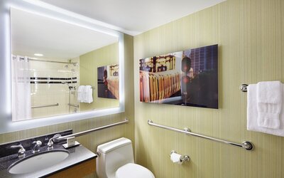 Hilton Newark Airport