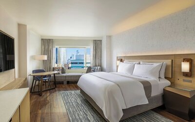 The Westin Jersey City Newport