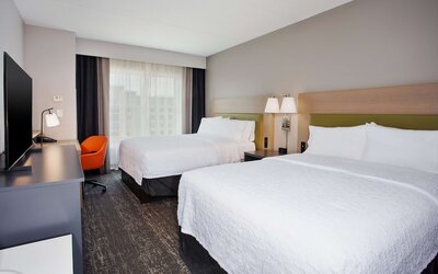 Hampton Inn & Suites Newark Airport Elizabeth