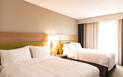 Hampton Inn & Suites Newark Airport Elizabeth